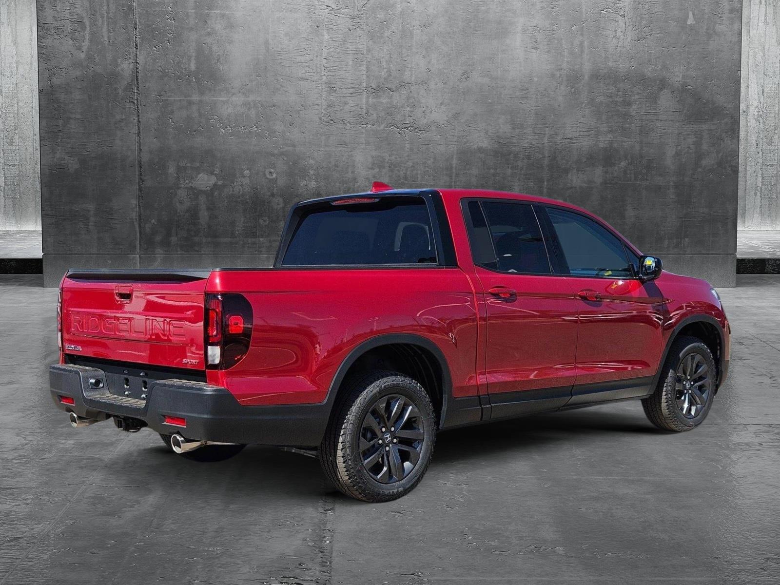2025 Honda Ridgeline Sport photo 2