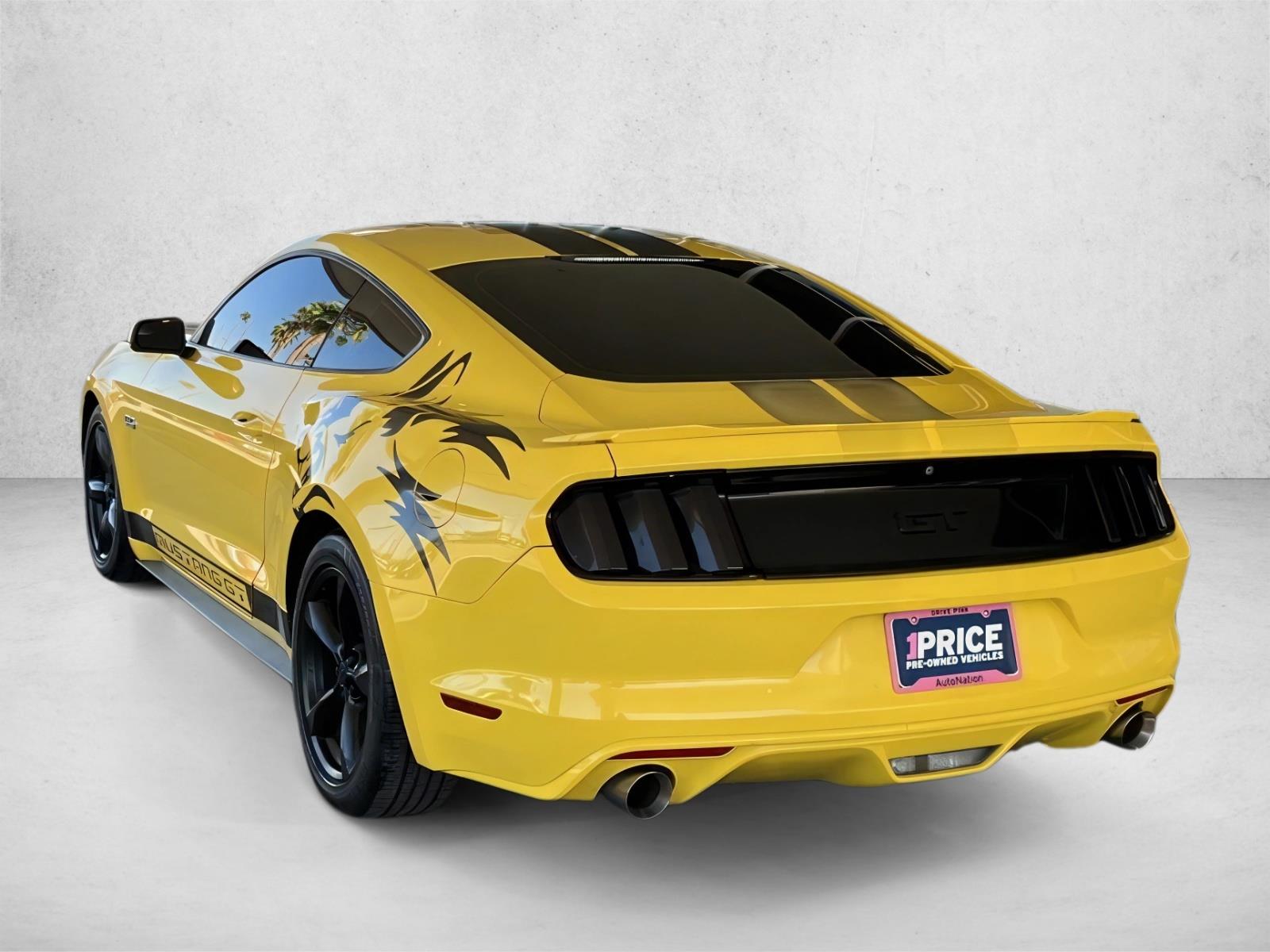 2017 Ford Mustang GT photo 3