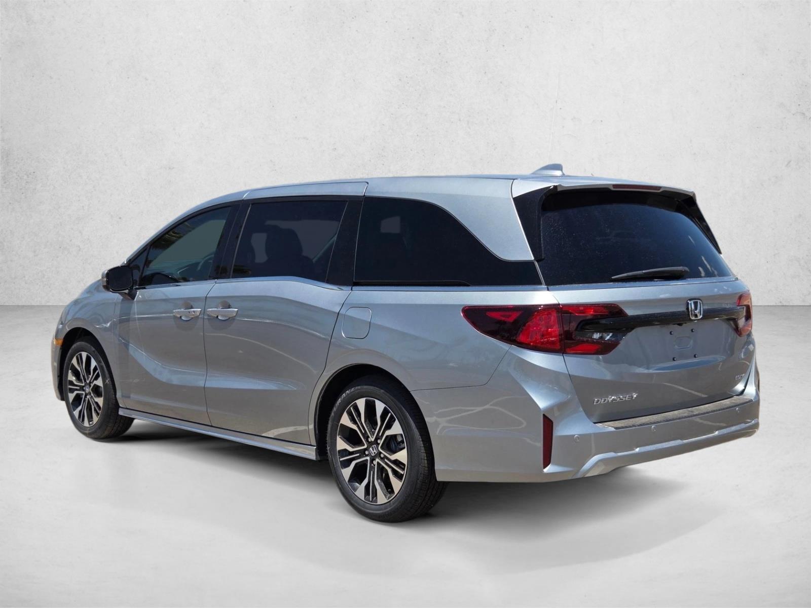2026 Honda Odyssey Elite - Photo 9