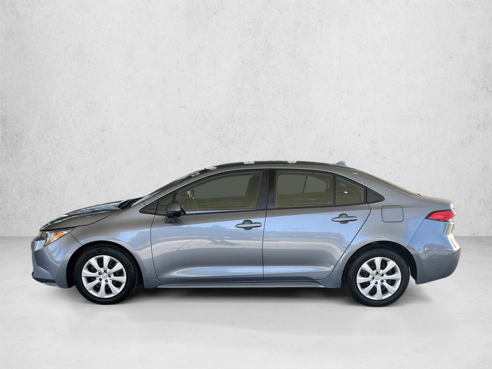 2023 Toyota Corolla LE photo 2