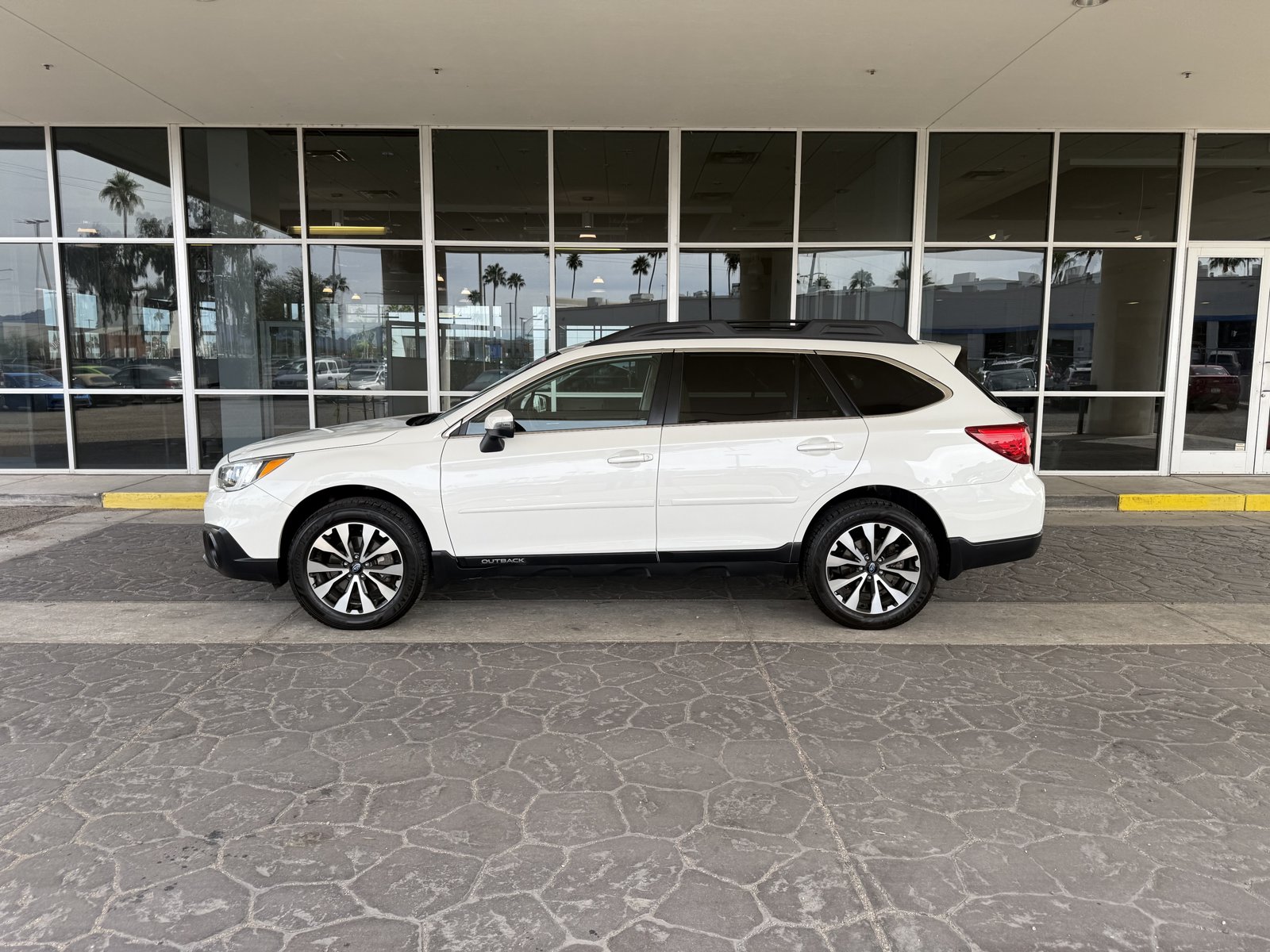 Used 2017 Subaru Outback 2.5i Limited with SUV