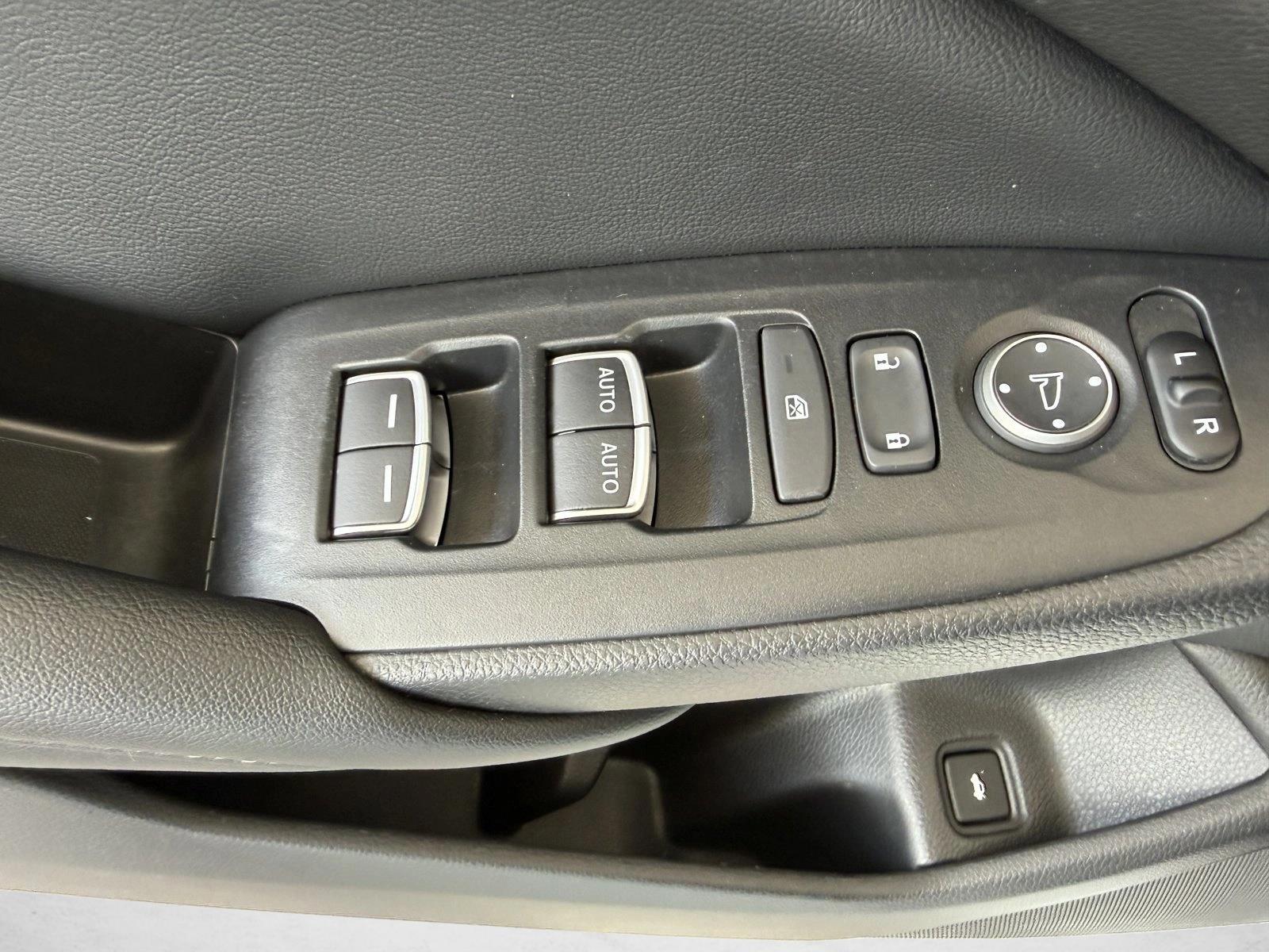 2022 Honda Accord Sport - Photo 15