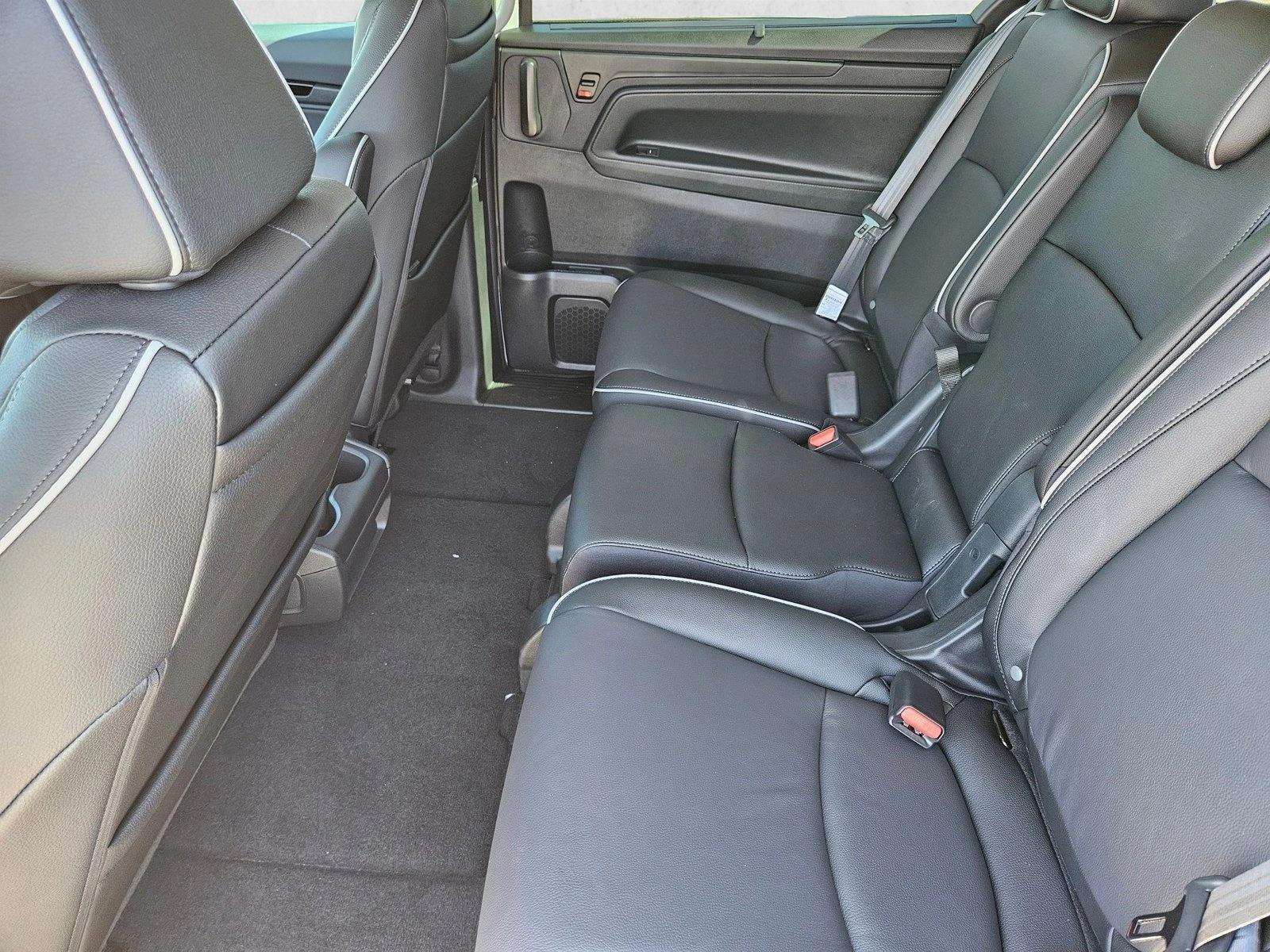 2026 Honda Odyssey Touring - Photo 15