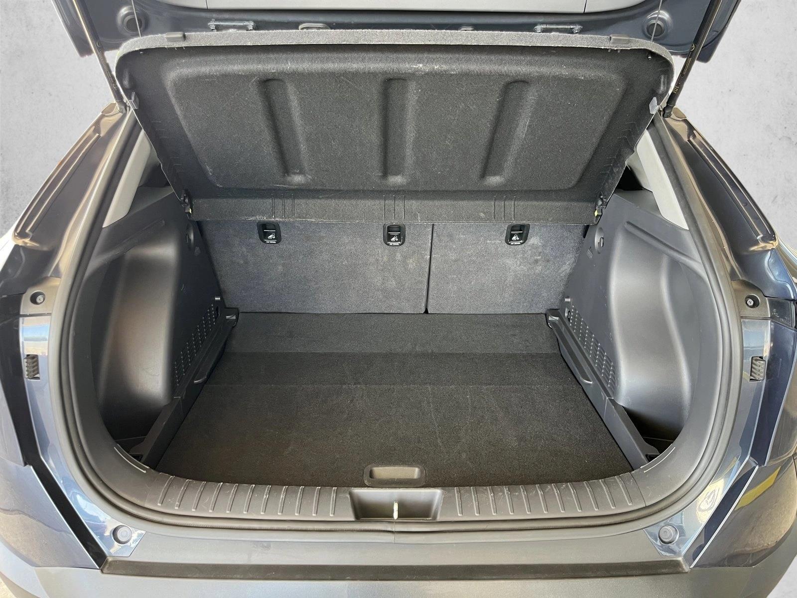 2025 Hyundai Kona SEL - Photo 22