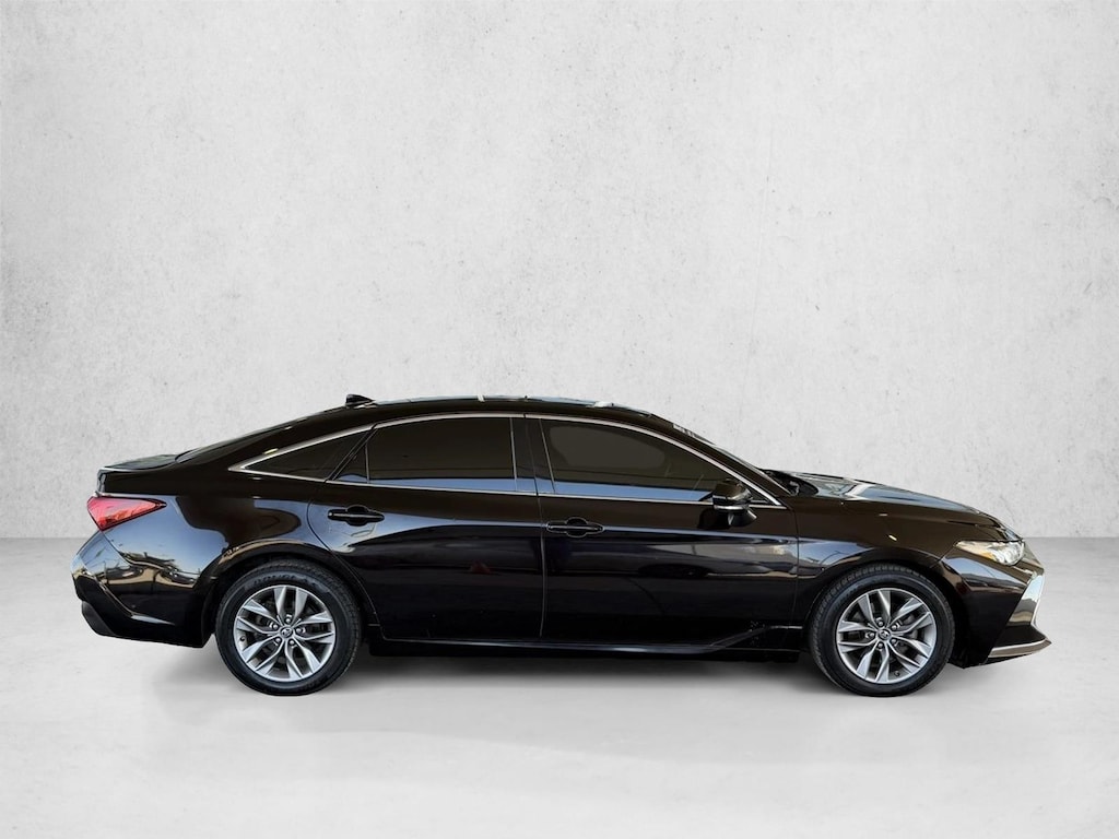 Used 2019 Toyota Avalon XLE Sedan