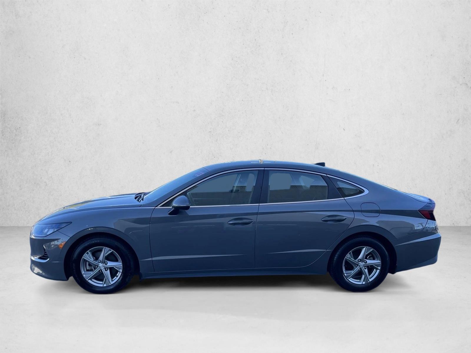 2023 Hyundai Sonata SE photo 2