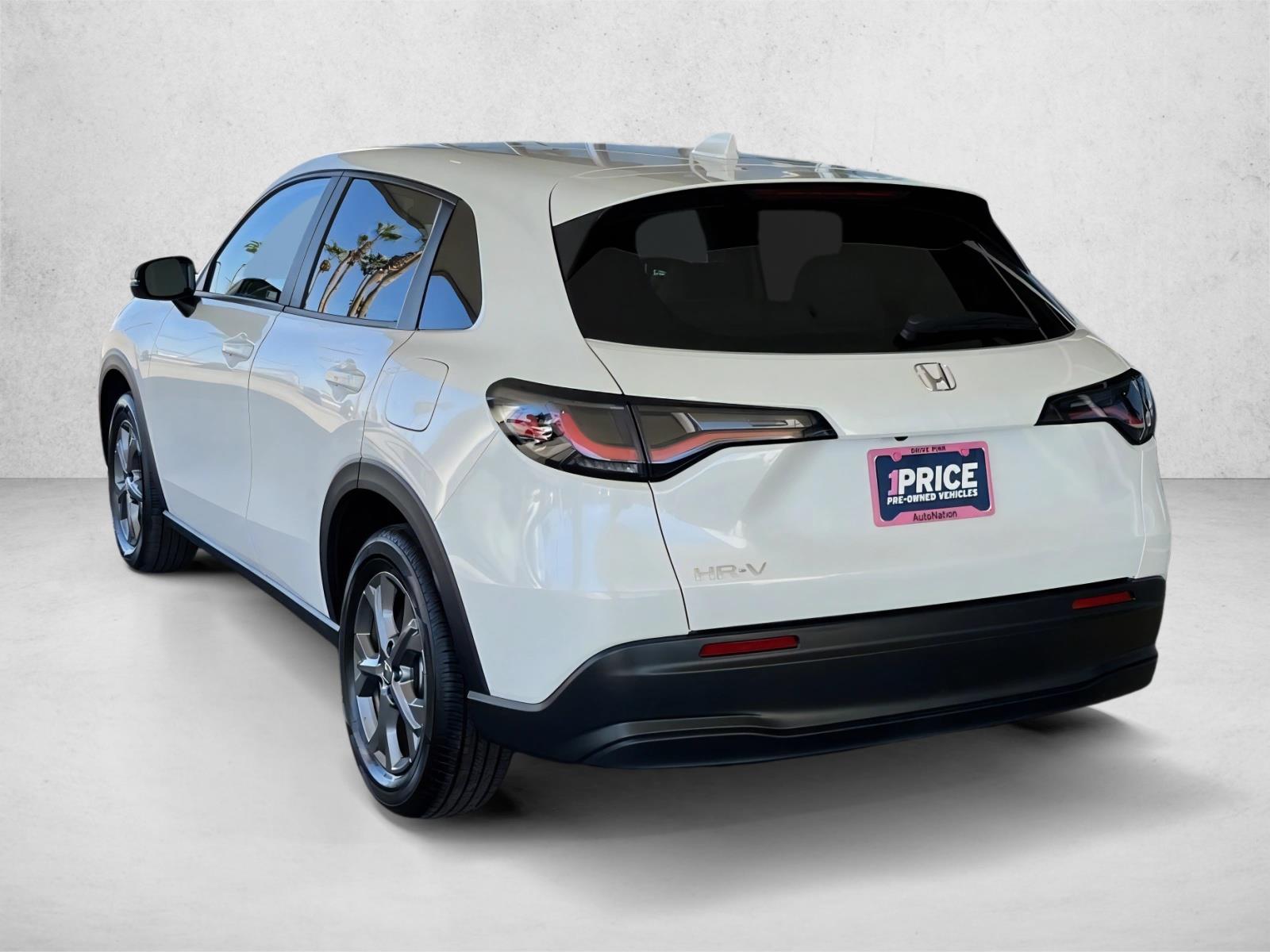 2026 Honda HR-V LX photo 3