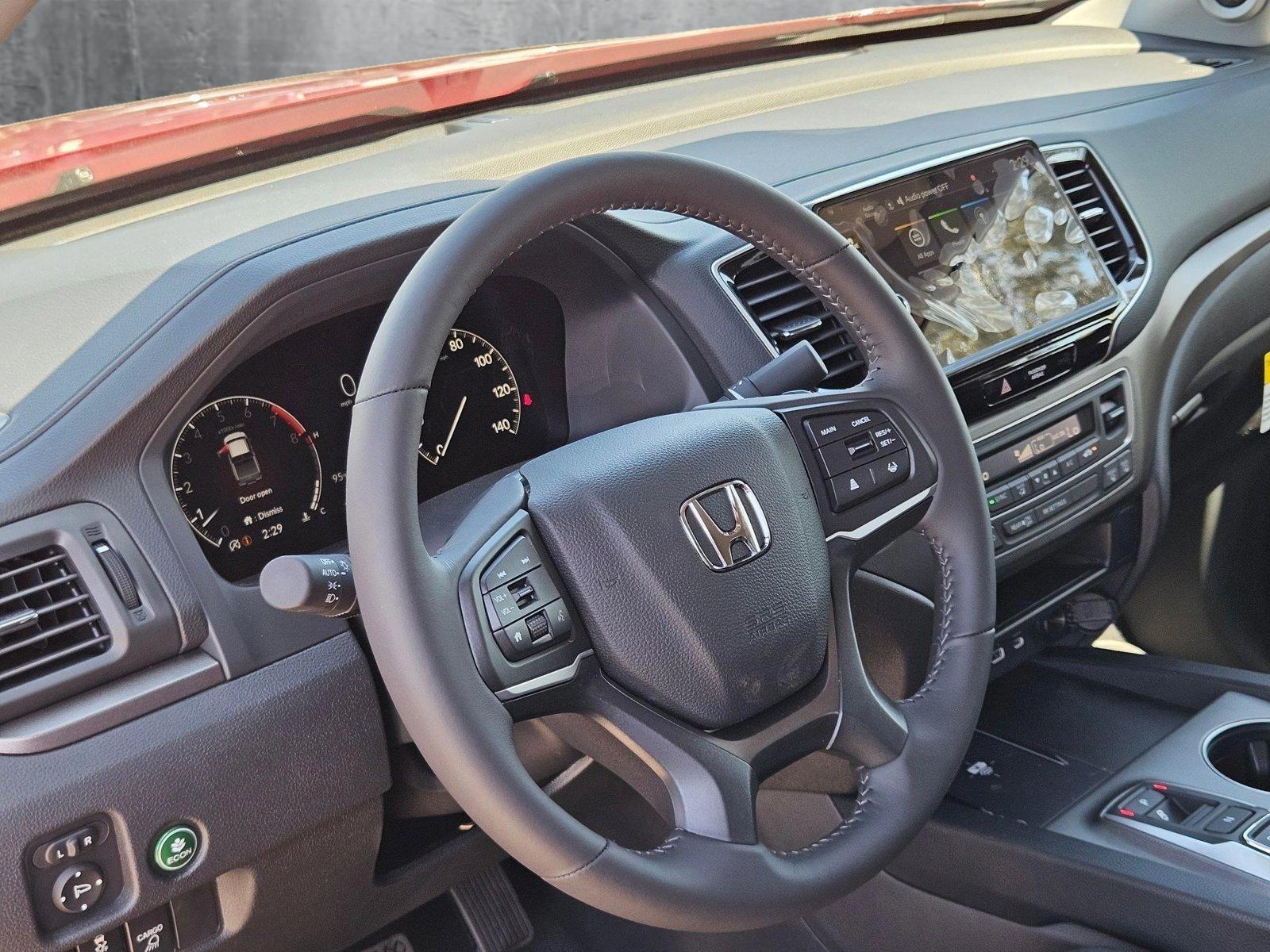 2025 Honda Ridgeline Sport photo 3
