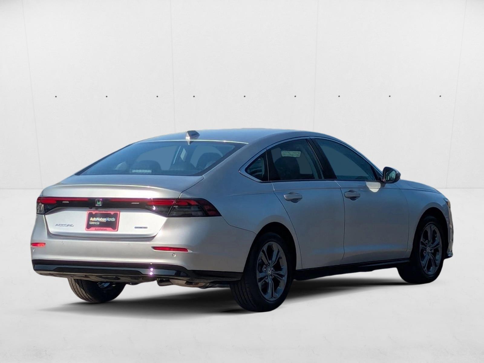 2025 Honda Accord Hybrid EX-L photo 2