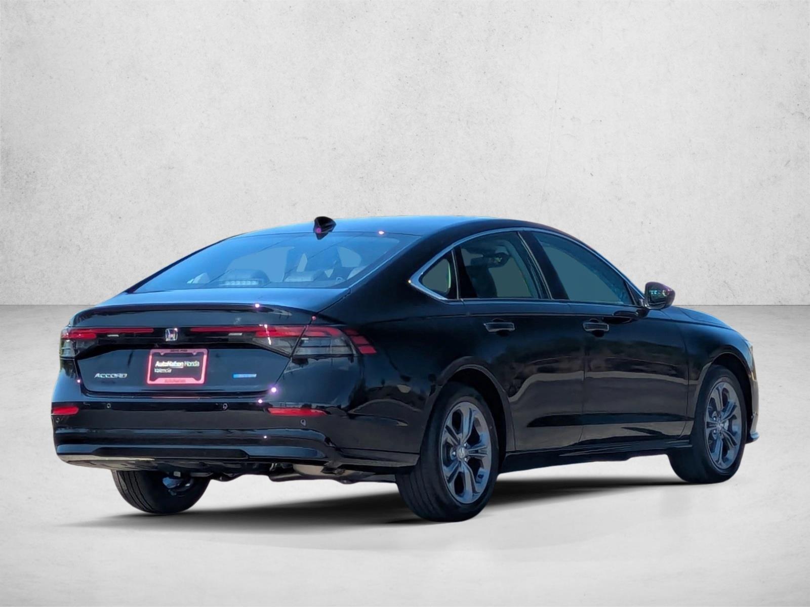 2025 Honda Accord Hybrid EX-L photo 2