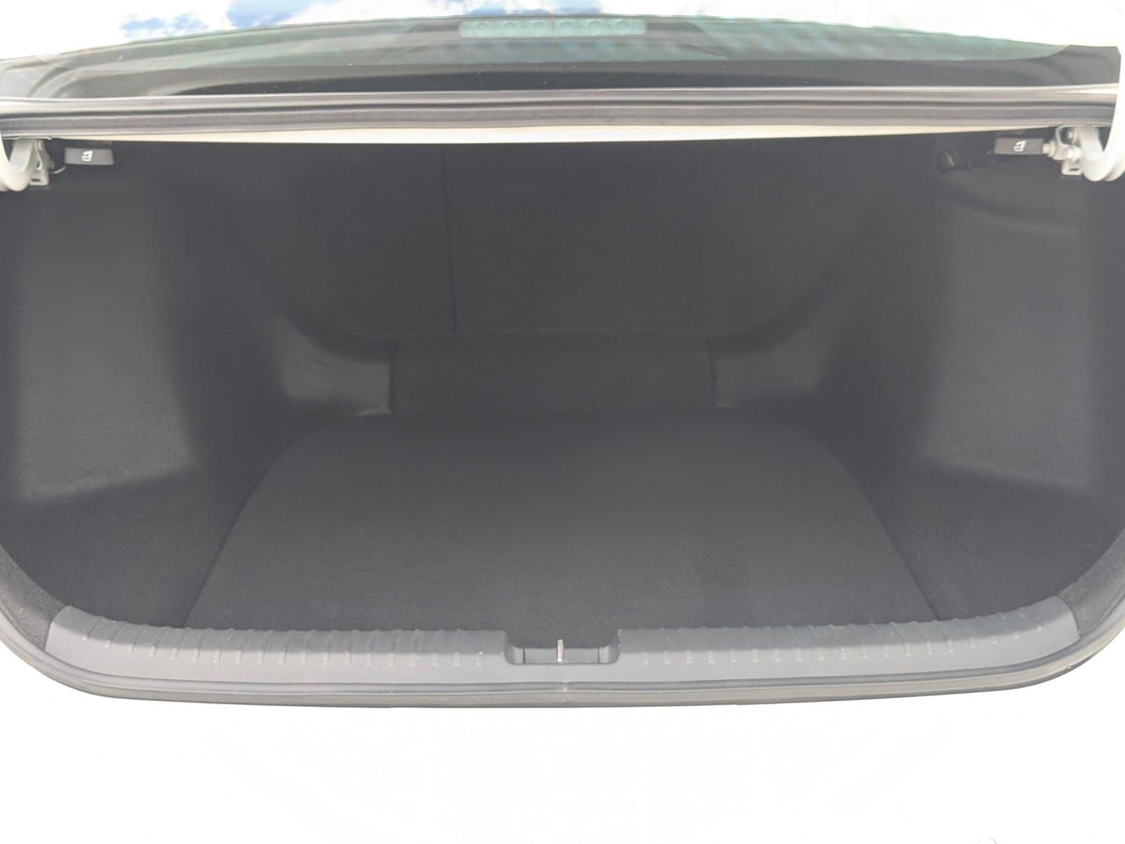 2024 Honda Accord Hybrid EX-L photo 6