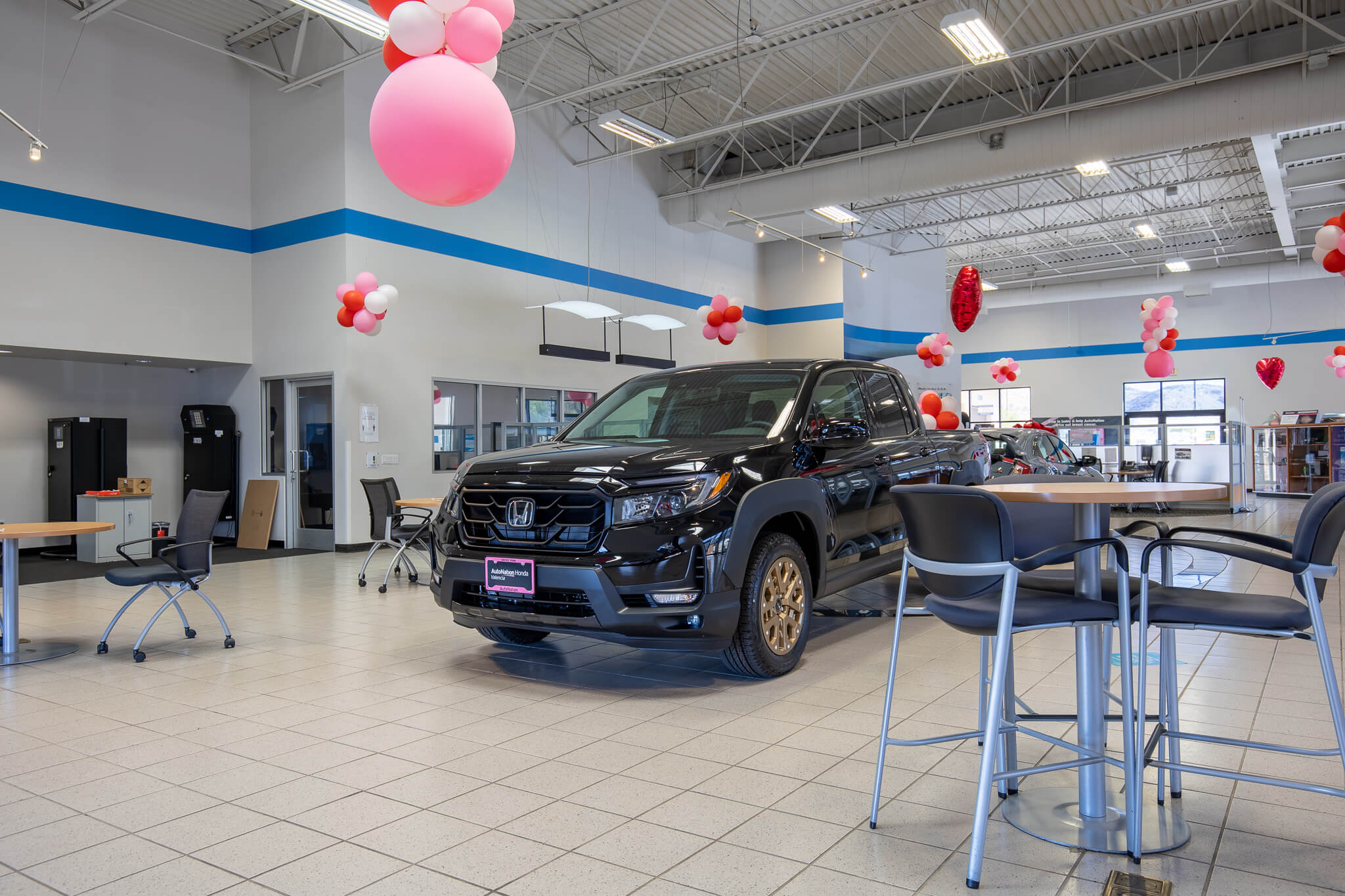 Showroom at AutoNation Honda Valencia