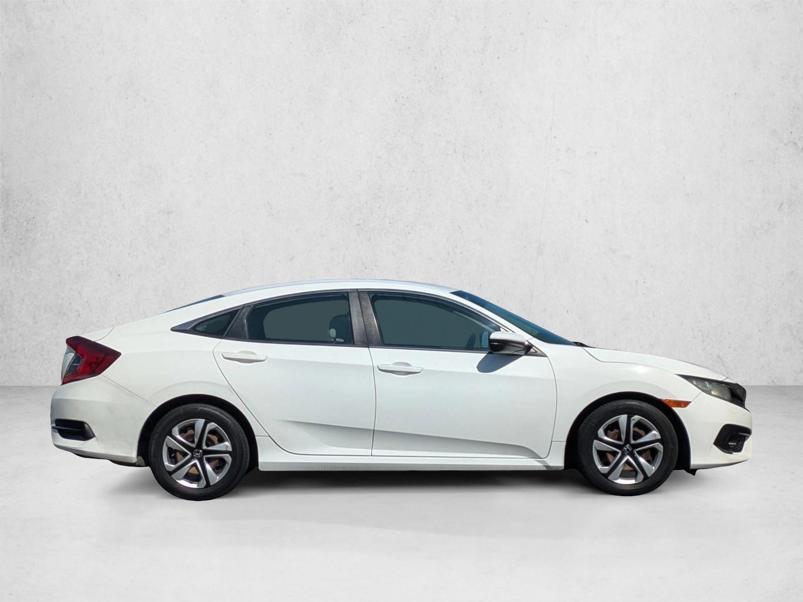 2016 Honda Civic LX photo 4