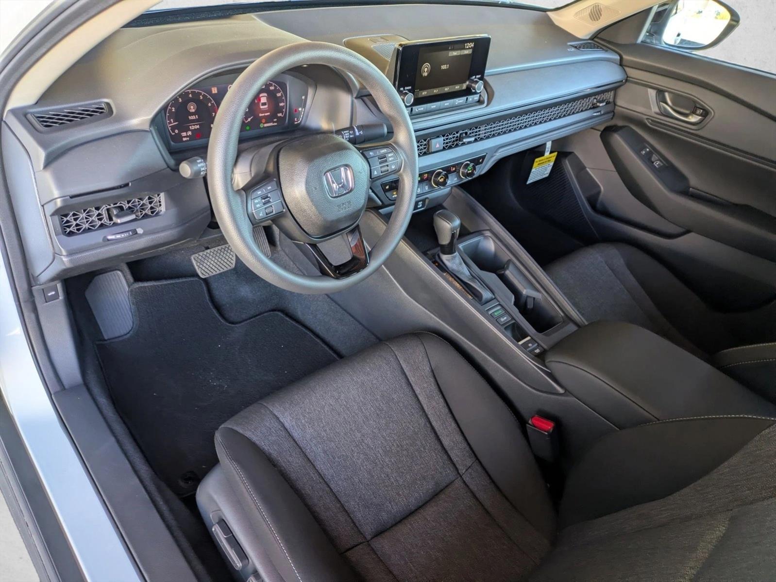 2025 Honda Accord SE photo 3