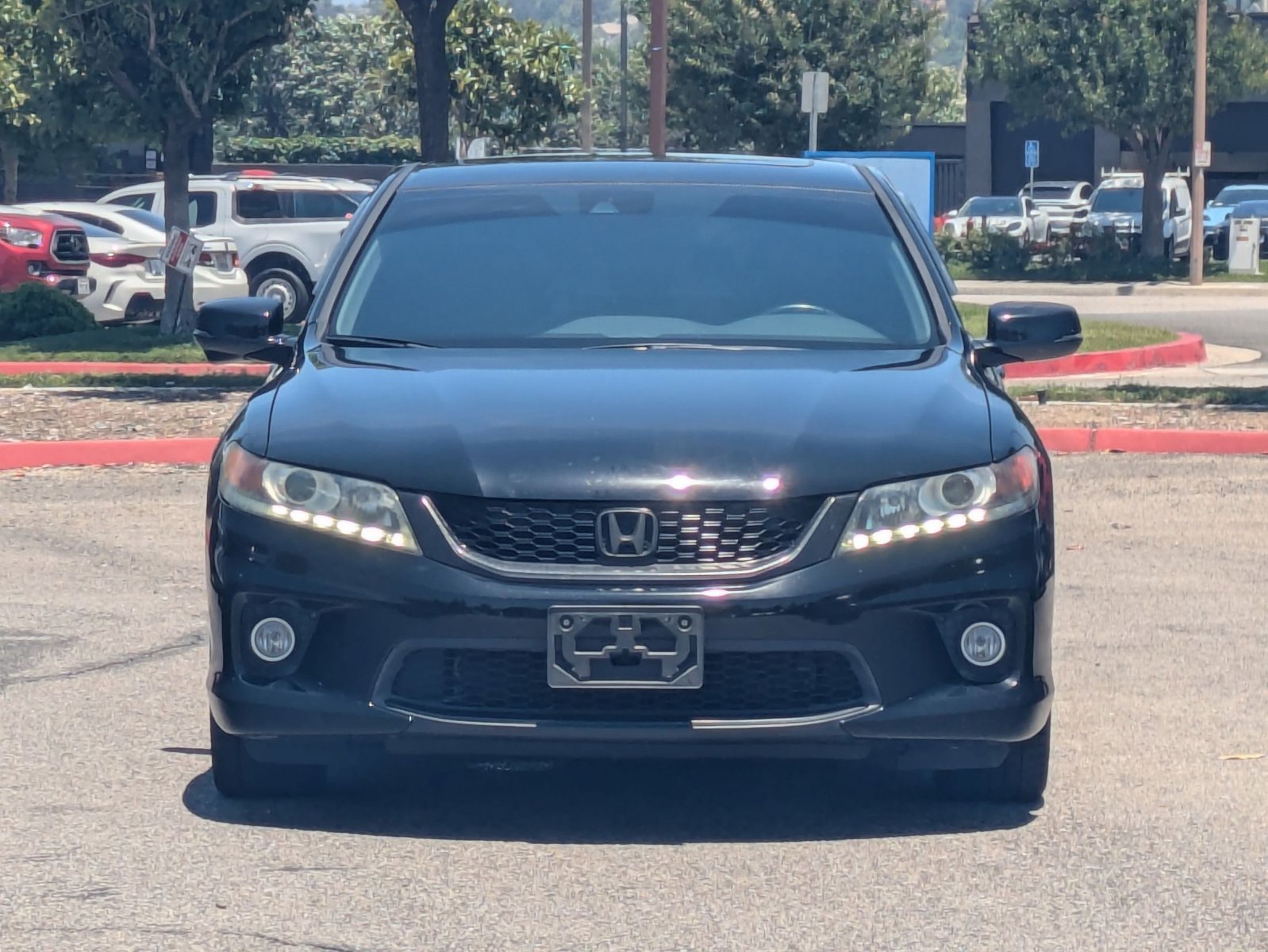 Used 2014 Honda Accord EX-L V-6 with VIN 1HGCT2B8XEA008032 for sale in Valencia, CA