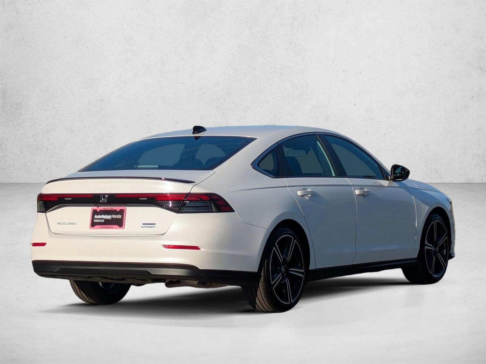 2025 Honda Accord Hybrid Sport photo 2