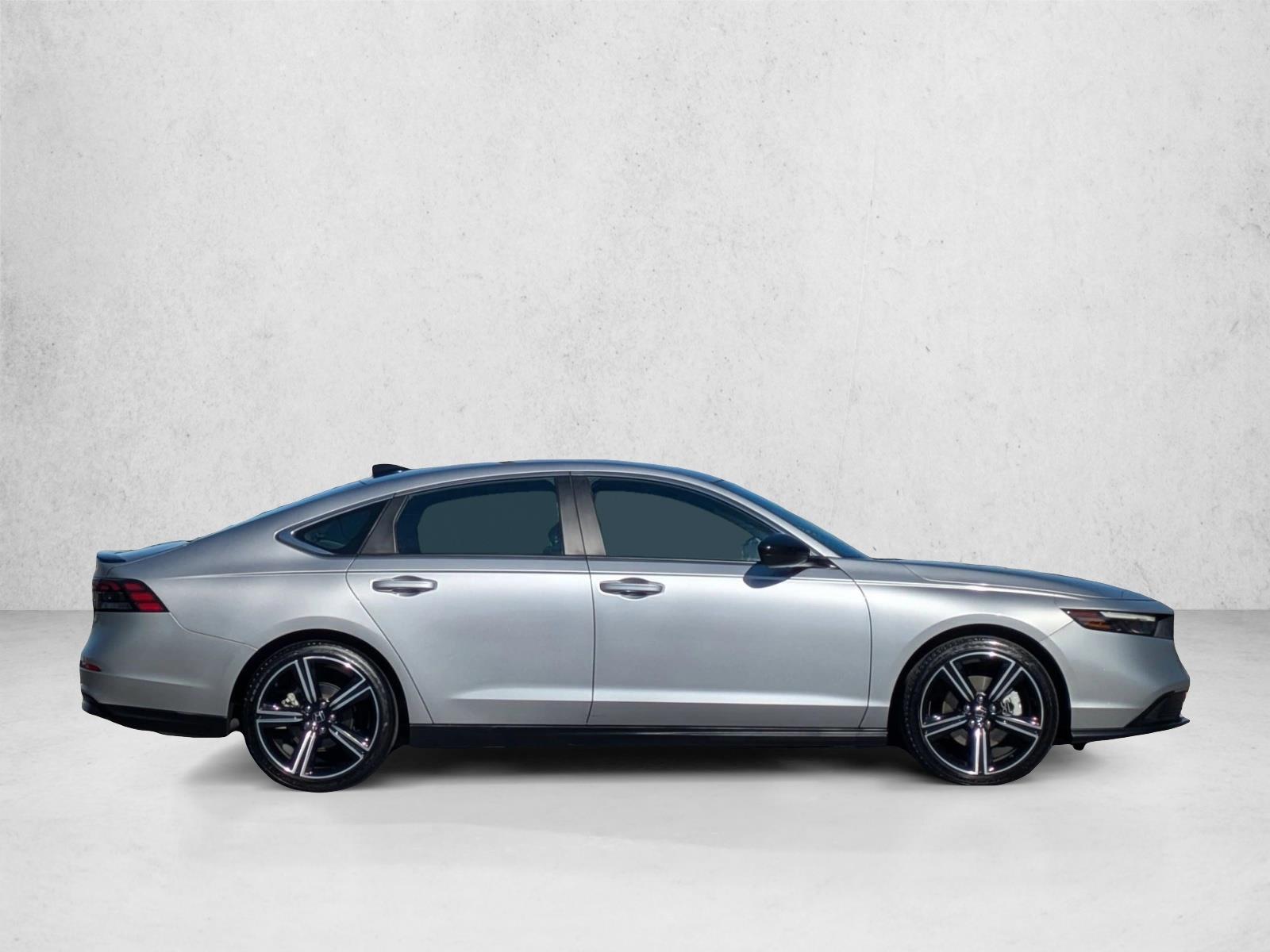 2023 Honda Accord Hybrid Sport photo 4