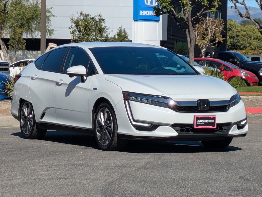 Used 2019 Honda Clarity Plug-In Hybrid  Sedan