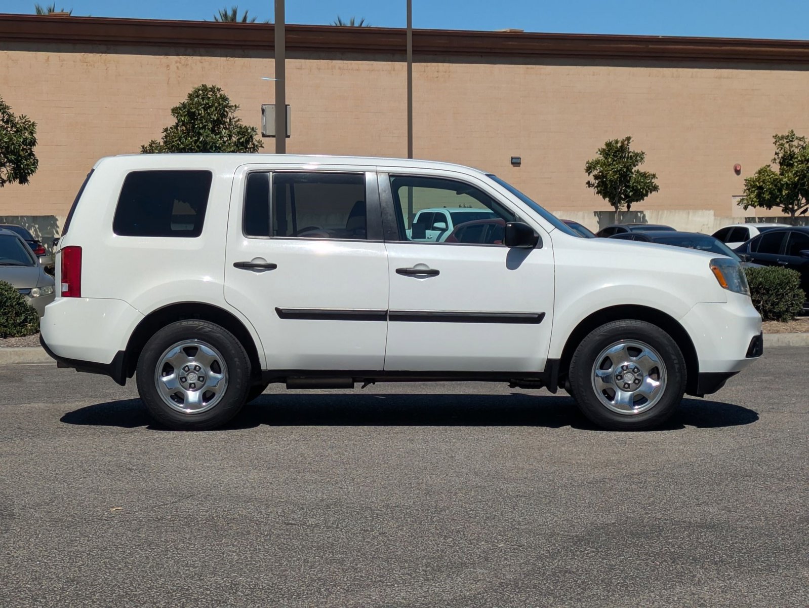 2014 Honda Pilot LX photo 3