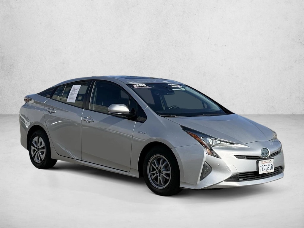 Used 2017 Toyota Prius 5-Door Four Hatchback