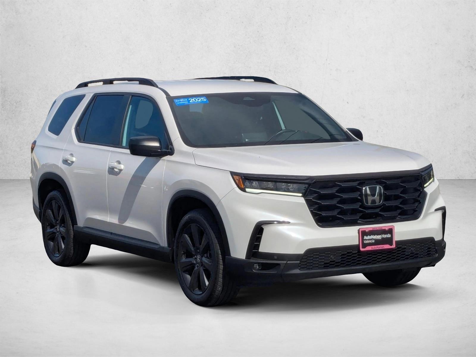 2025 Honda Pilot Sport photo 3