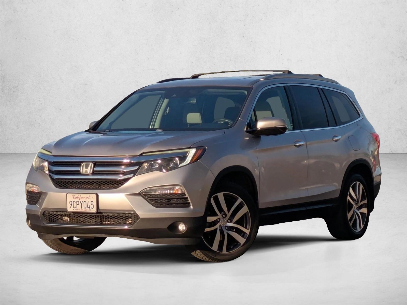 2018 Honda Pilot Touring's photo