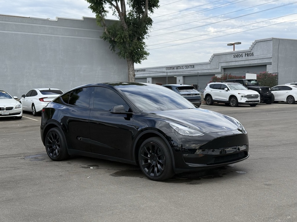 Used 2024 Tesla Model Y Long Range SUV