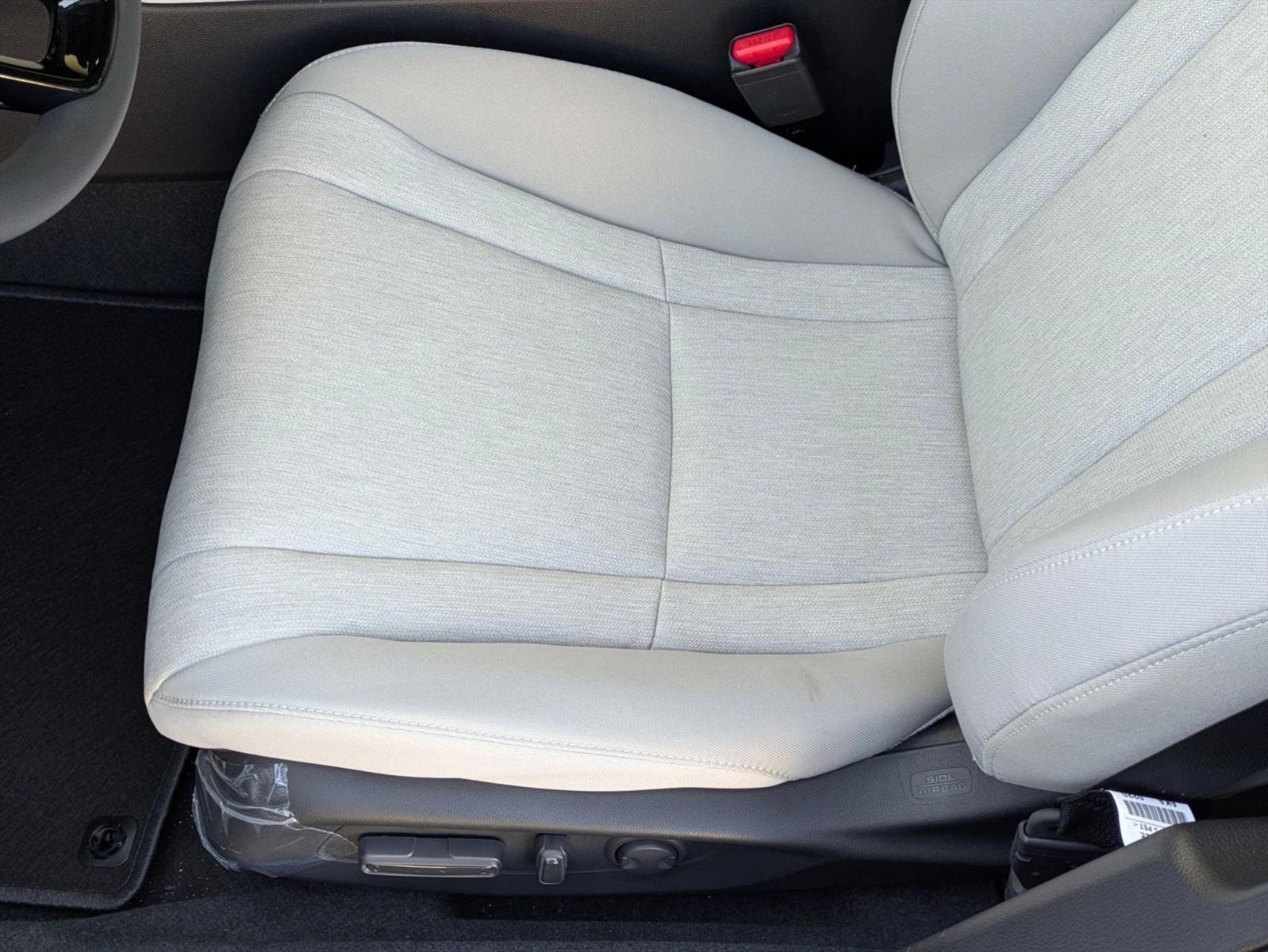 2025 Honda Accord SE photo 4