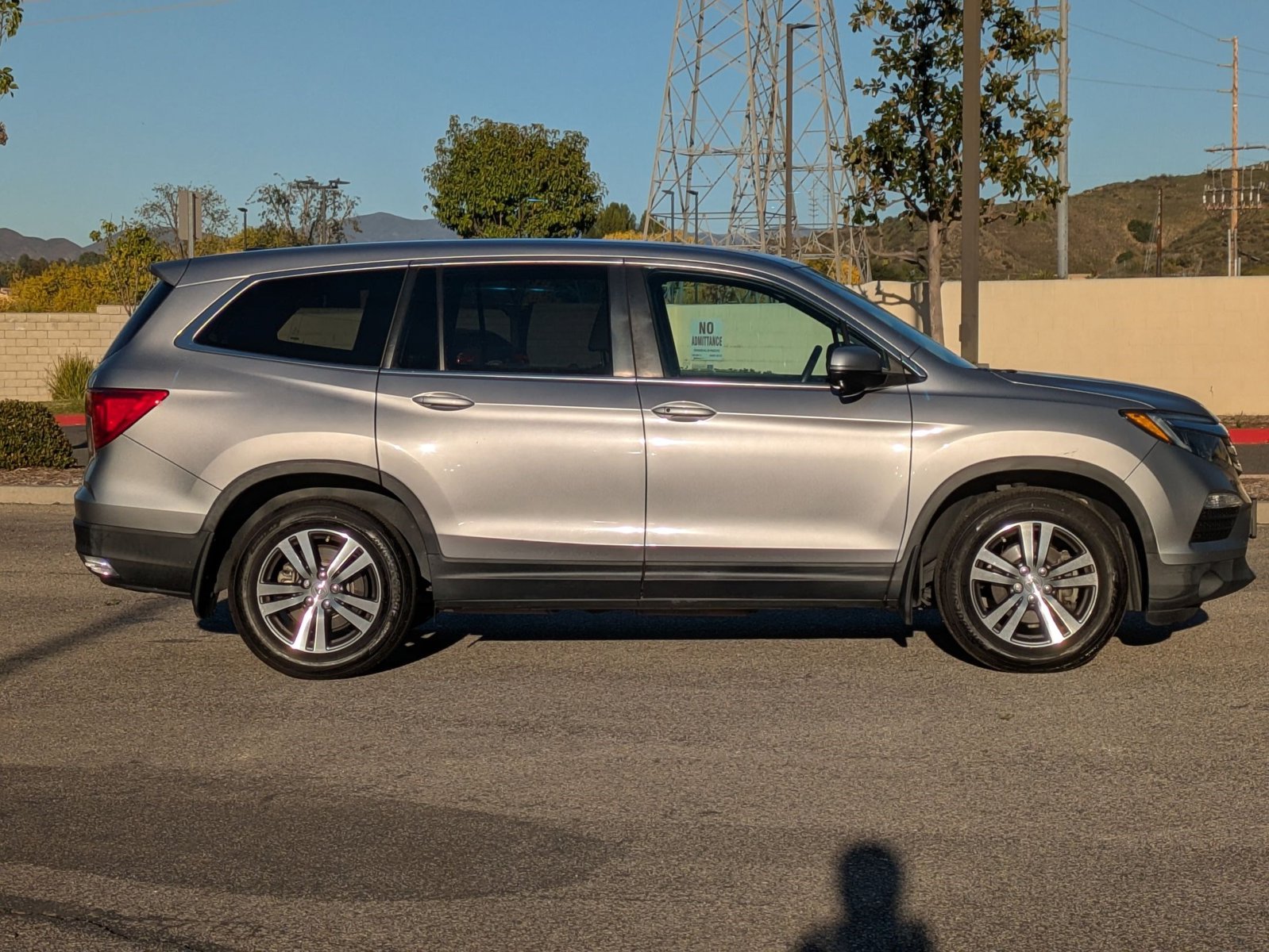 2017 Honda Pilot EX-L photo 3