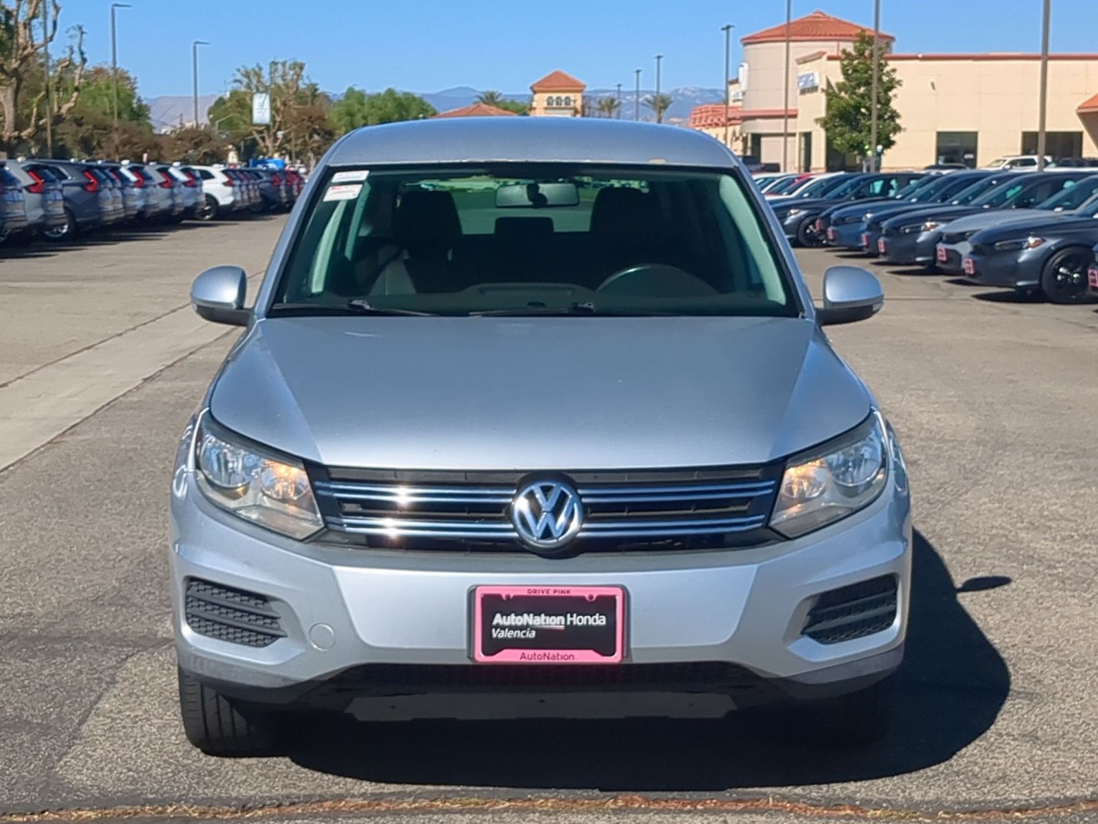 Used 2014 Volkswagen Tiguan SE with VIN WVGAV3AX3EW547976 for sale in Santa Clarita, CA