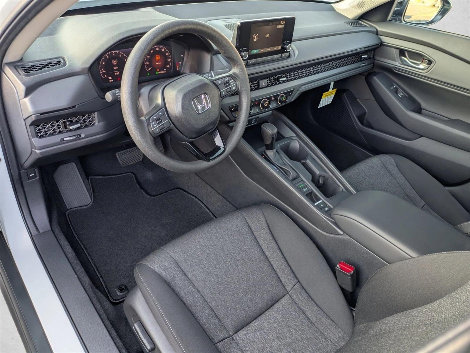 2025 Honda Accord SE photo 3