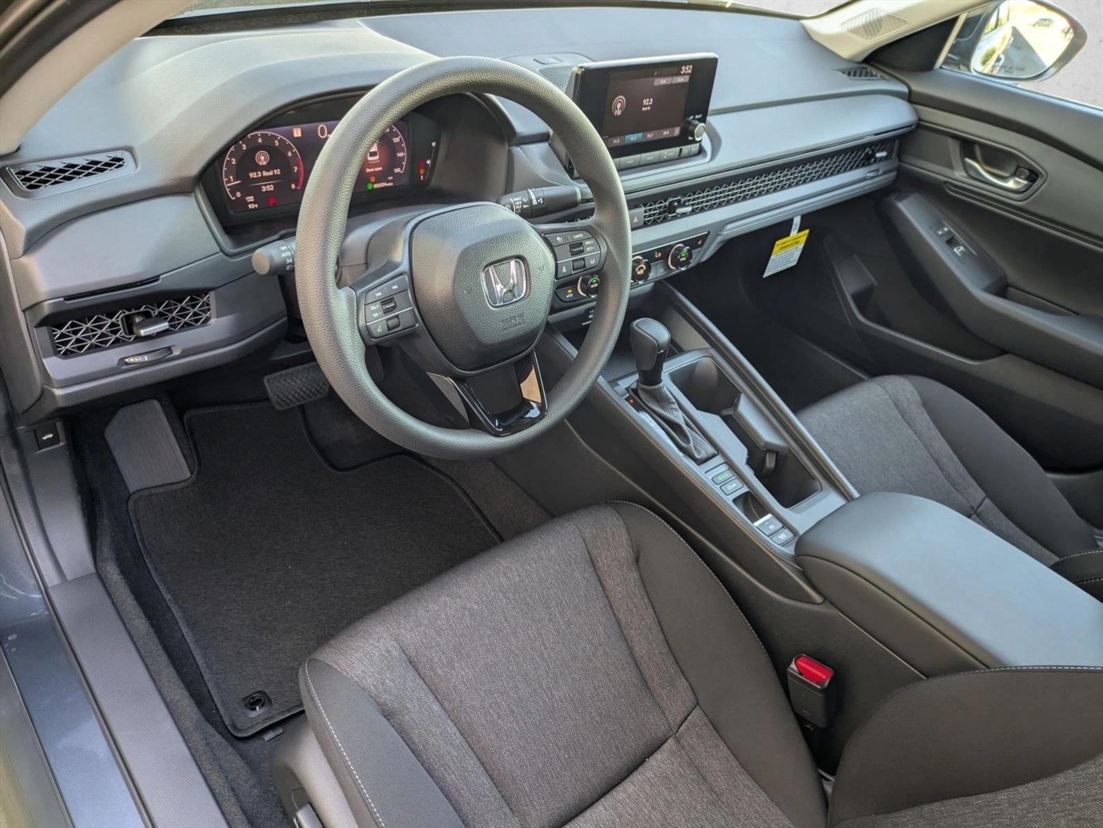 2025 Honda Accord SE photo 3