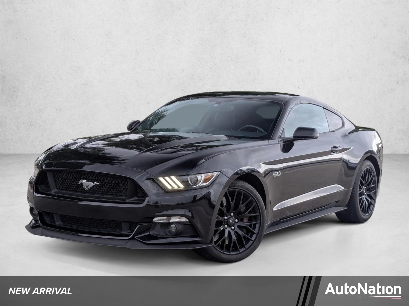 2016 Ford Mustang GT Coupe Premium's photo