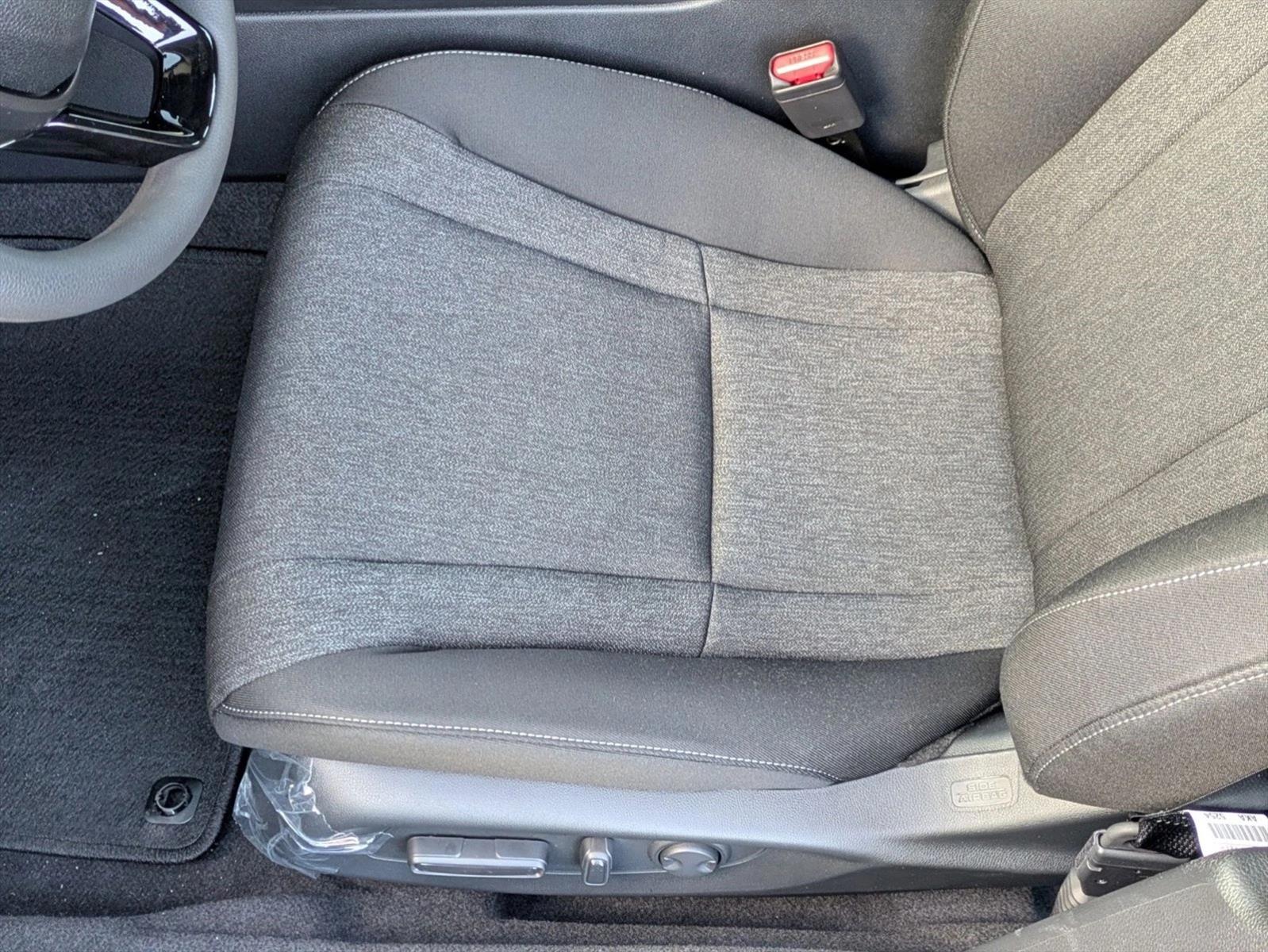 2025 Honda Accord SE photo 4