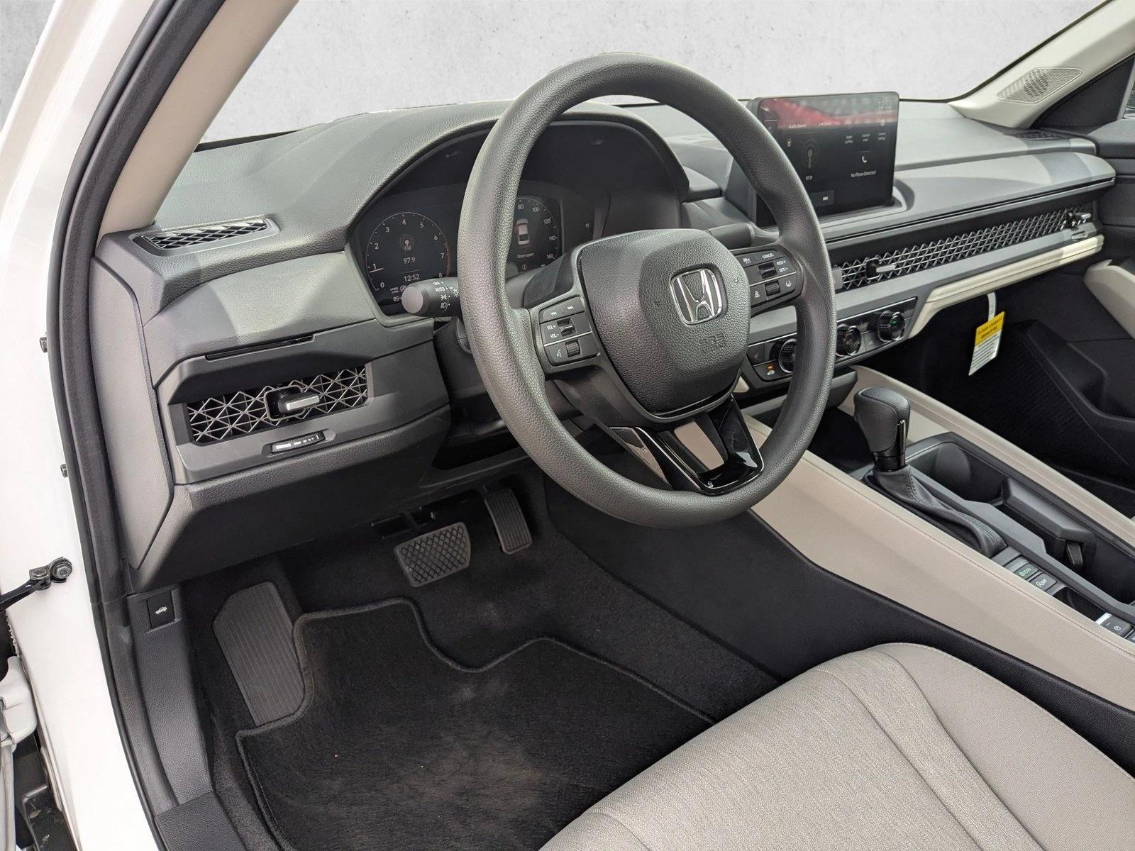 2026 Honda Accord SE - Photo 3