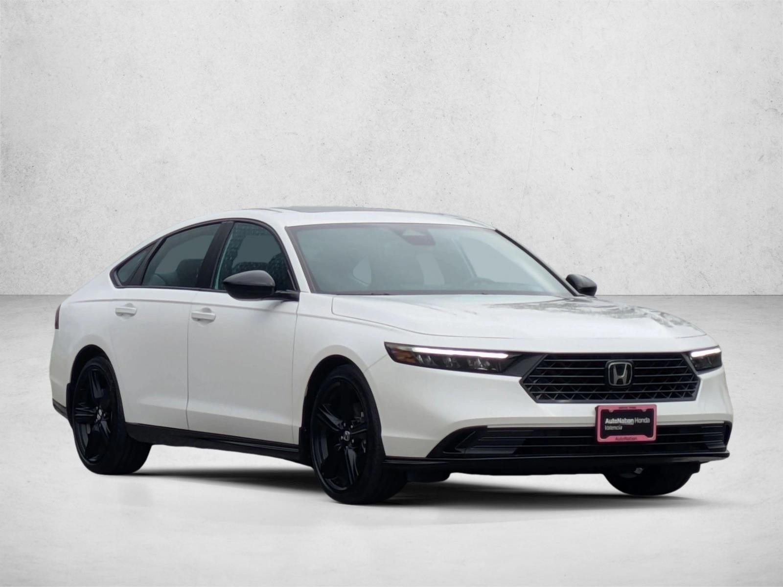 2025 Honda Accord Hybrid Sport-L photo 3