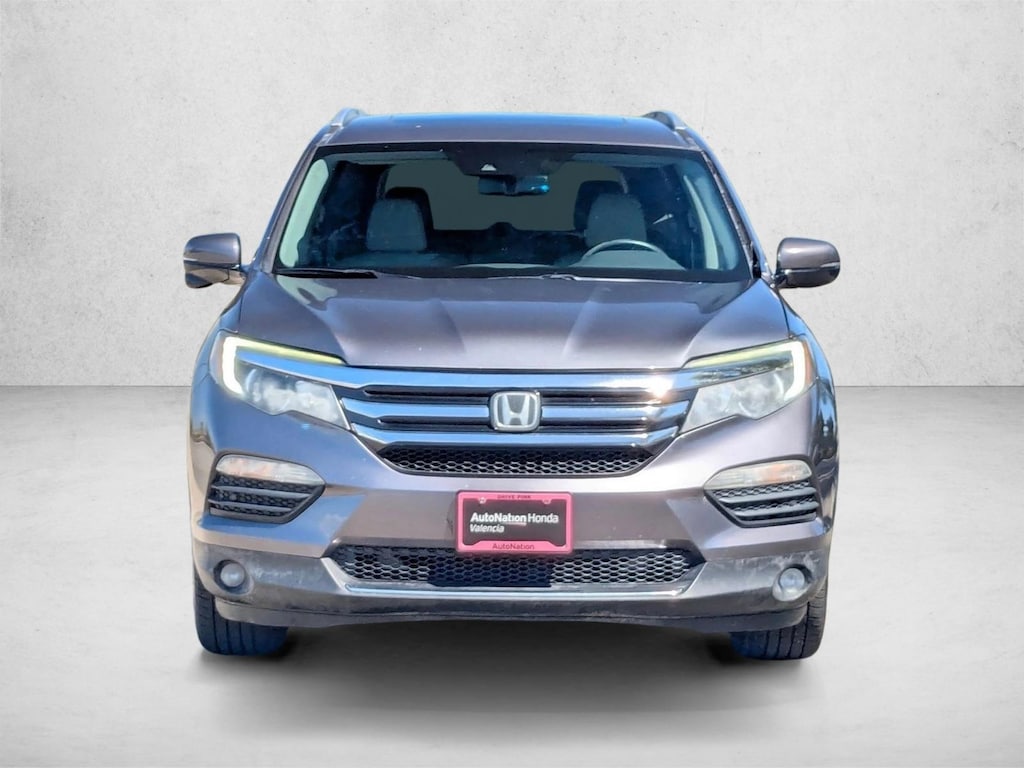 Used 2017 Honda Pilot Touring AWD SUV