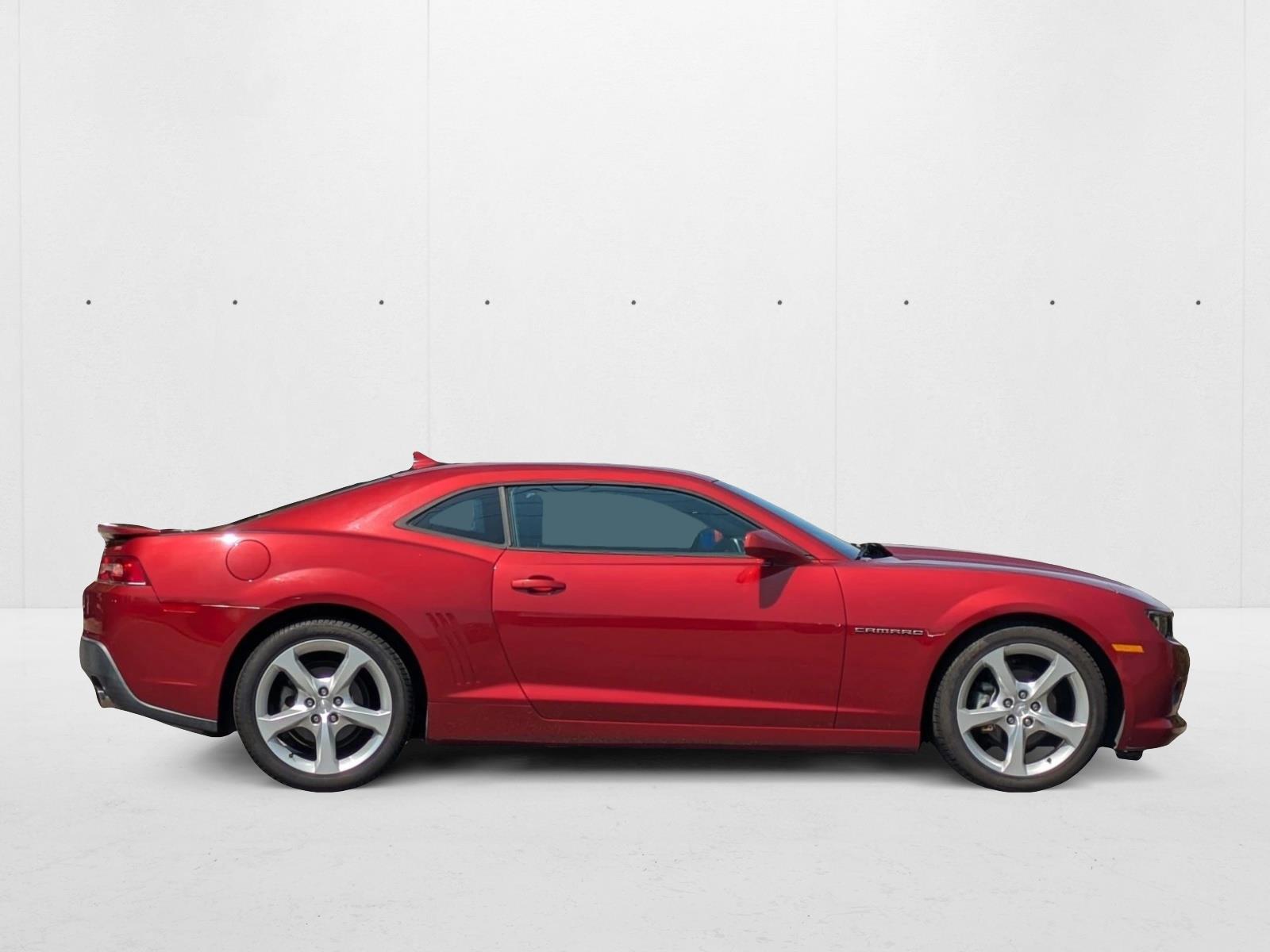 2015 Chevrolet Camaro 1LT Coupe photo 4