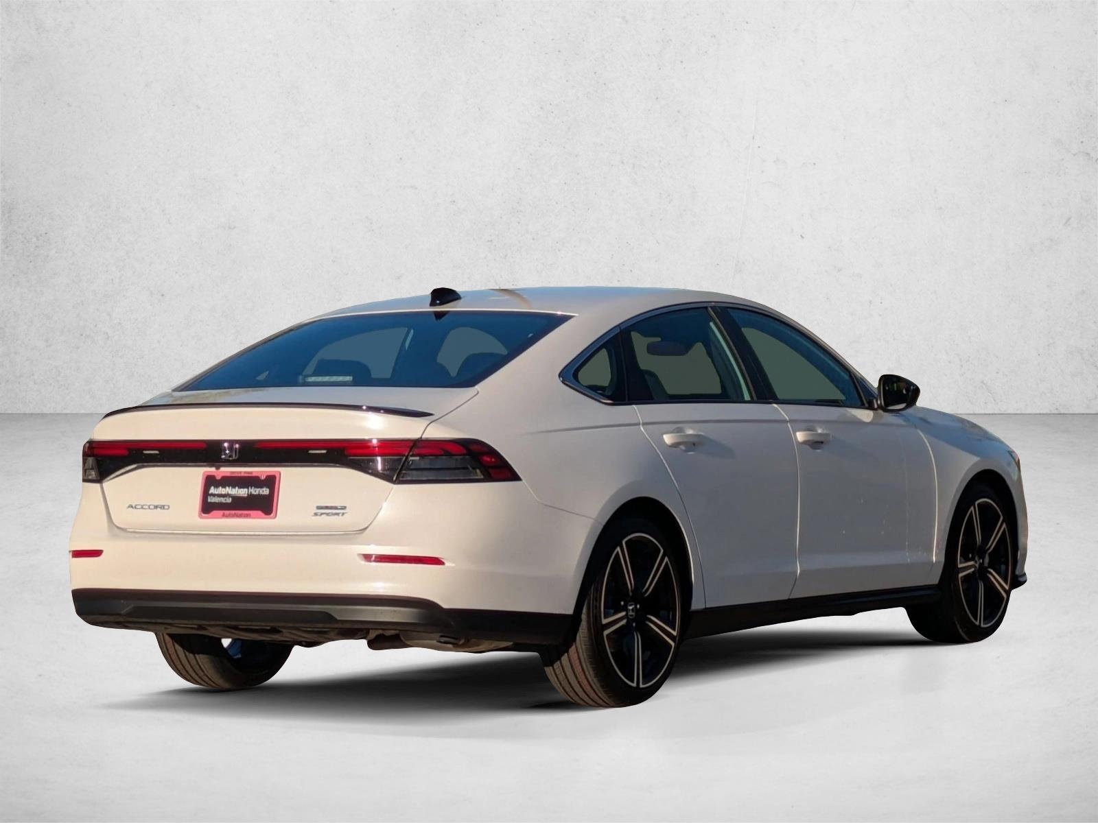 2025 Honda Accord Hybrid Sport photo 2