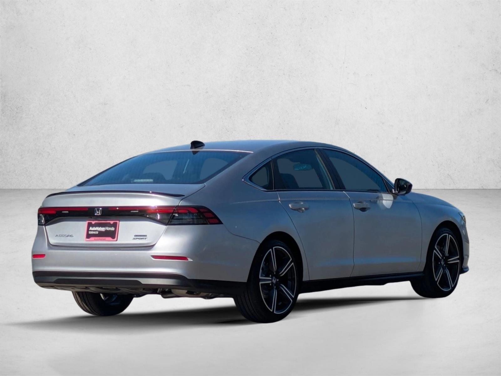 2025 Honda Accord Hybrid Sport photo 2