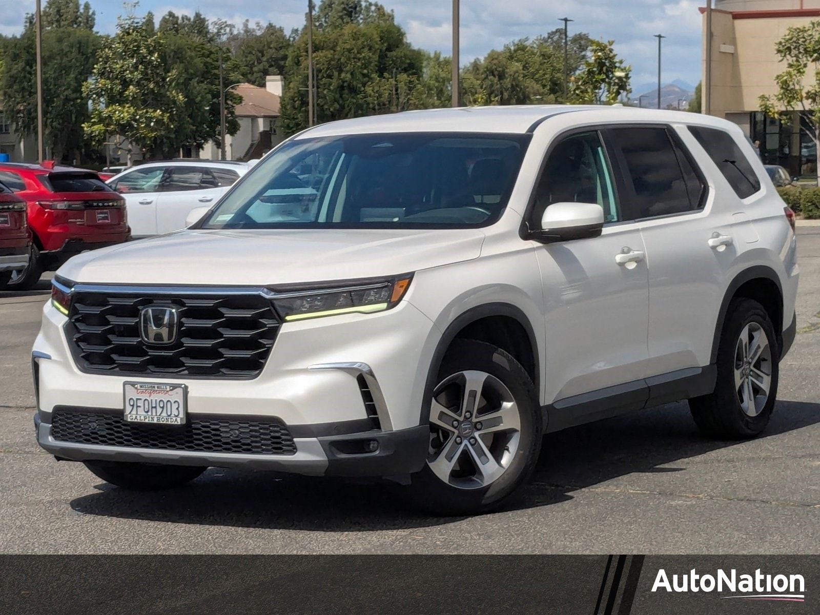 2023 Honda Pilot EX-L 8-Occupant AWD's photo