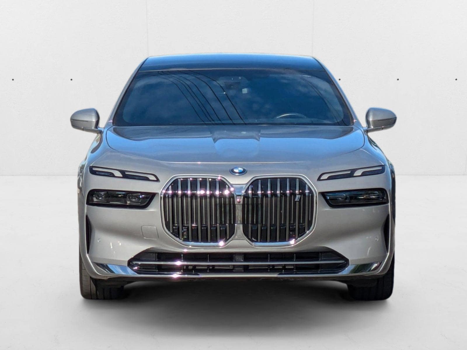 Used 2024 BMW i7 Base with VIN WBY43EJ04RCR70352 for sale in Santa Clarita, CA