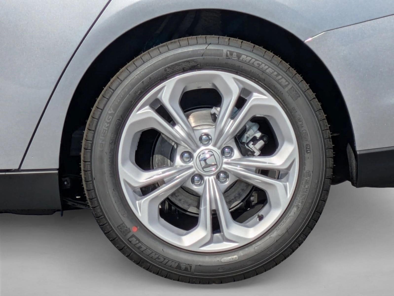 2025 Honda Accord LX - Photo 10