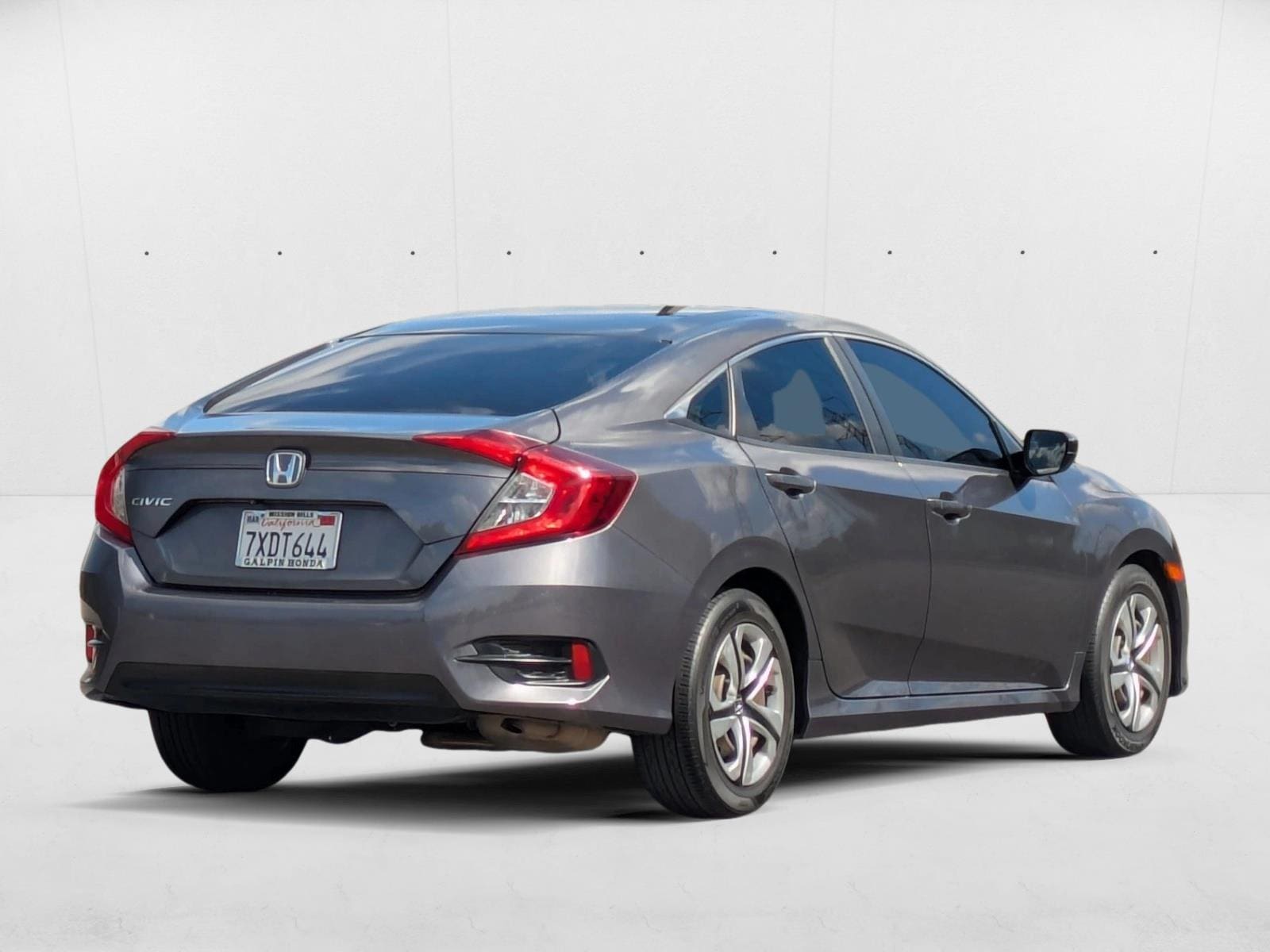 2017 Honda Civic LX photo 4