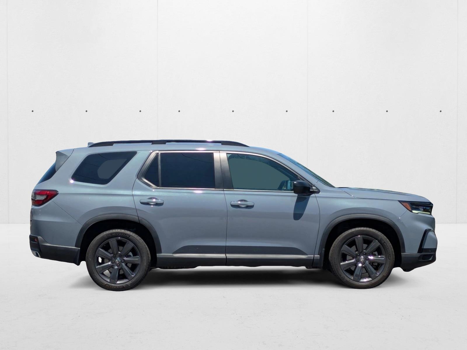 2023 Honda Pilot Sport photo 4