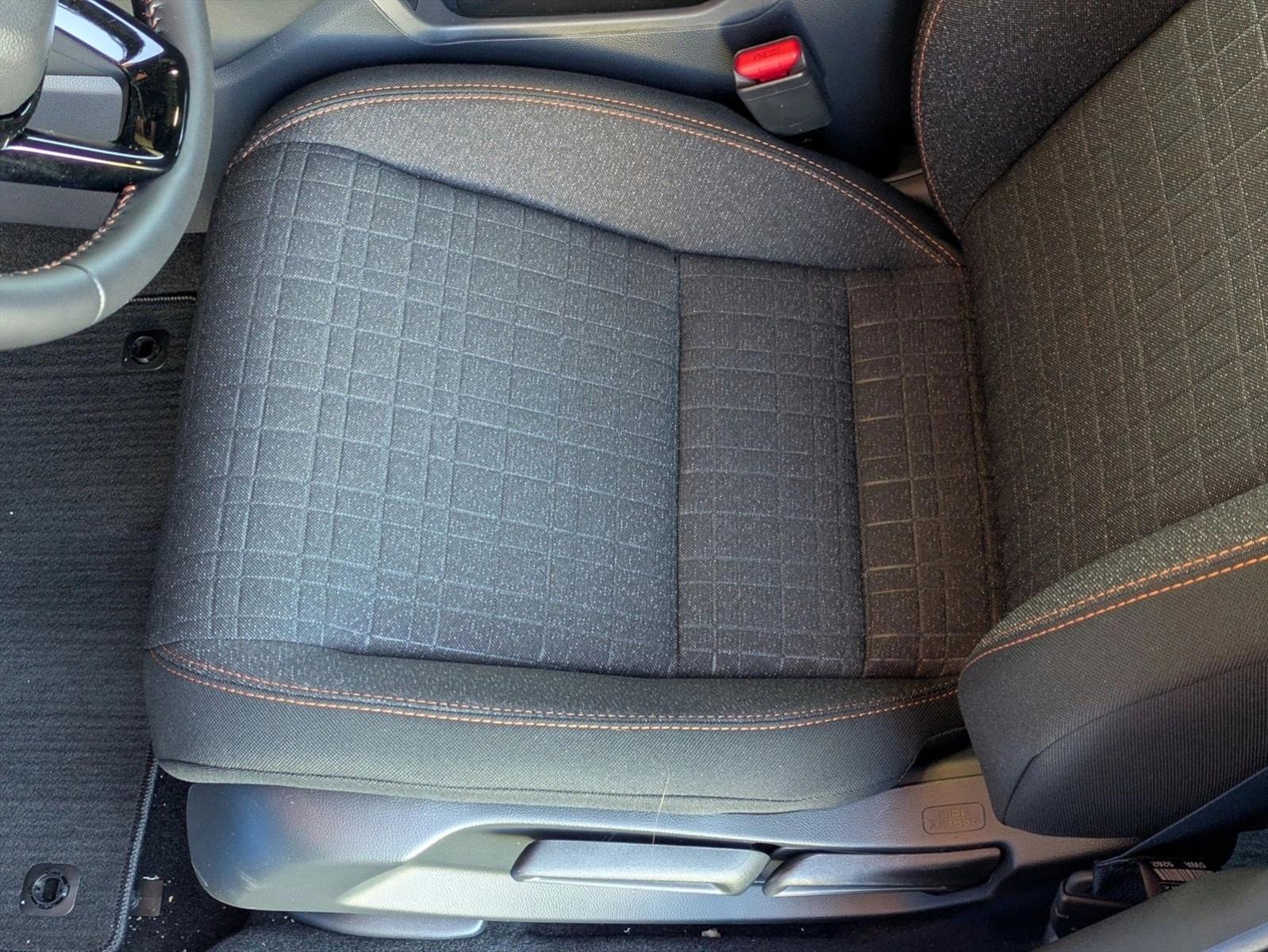 2026 Honda HR-V 2WD Sport photo 4