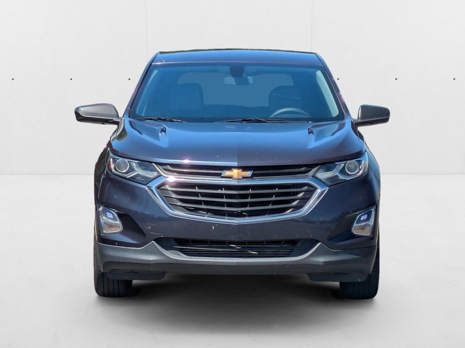 2018 Chevrolet Equinox LS photo 2