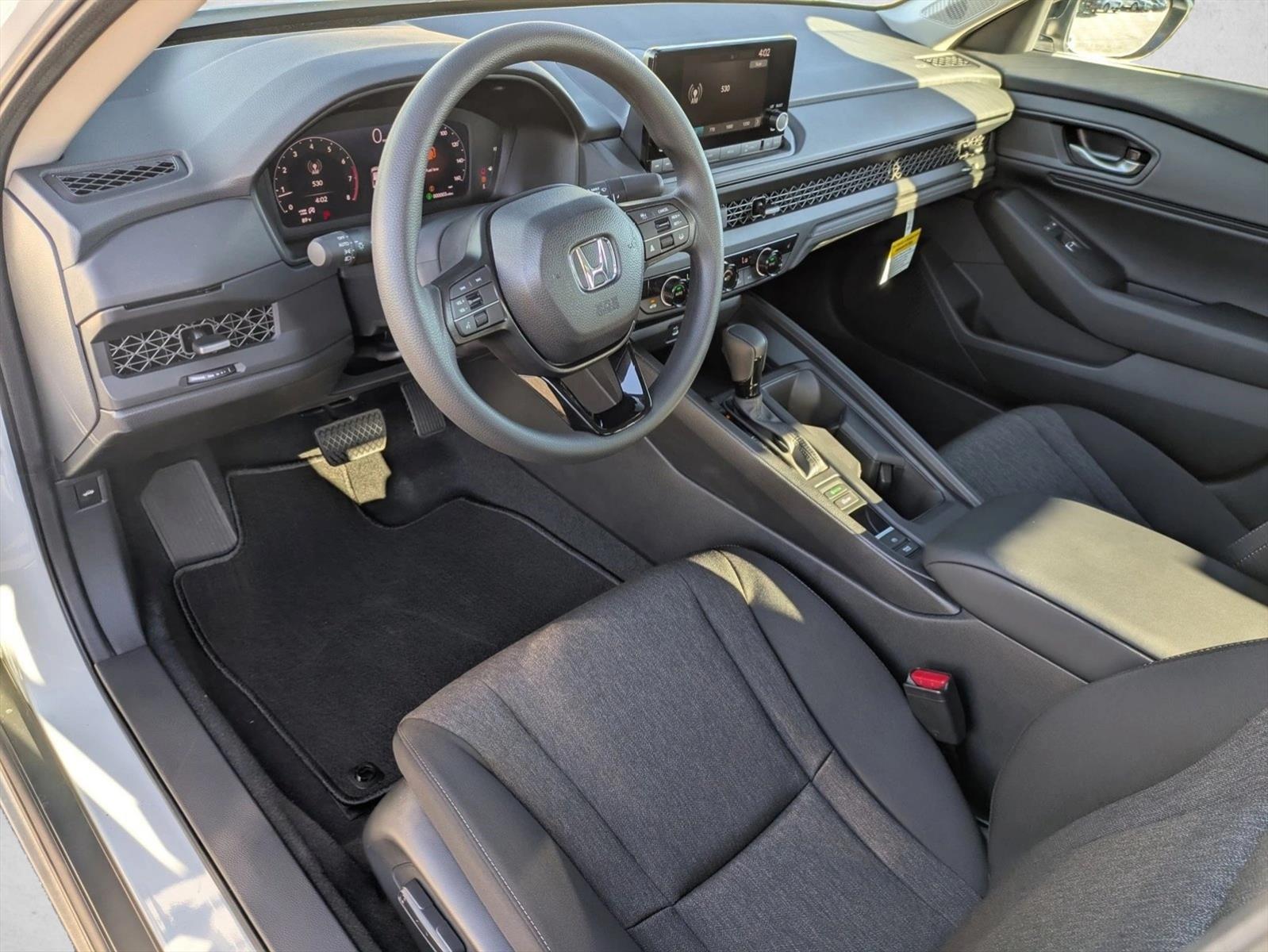 2025 Honda Accord SE photo 3