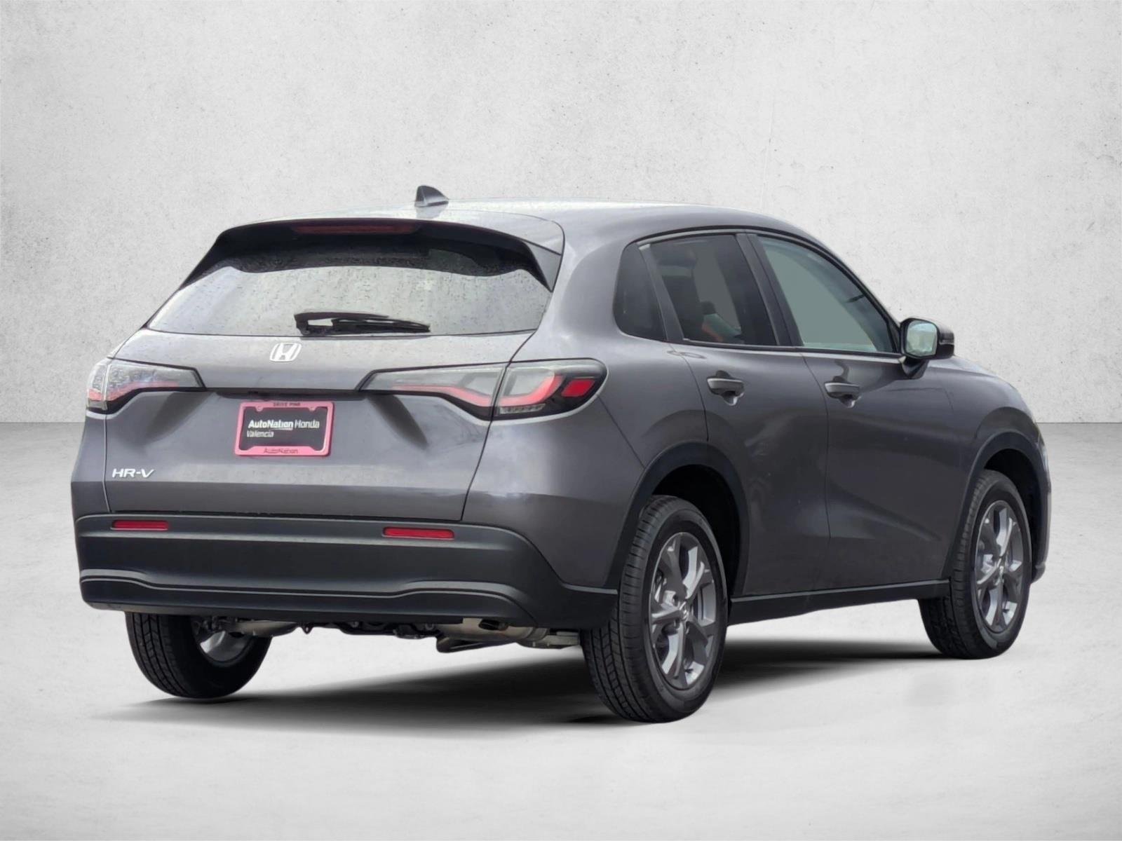 2026 Honda HR-V LX photo 2