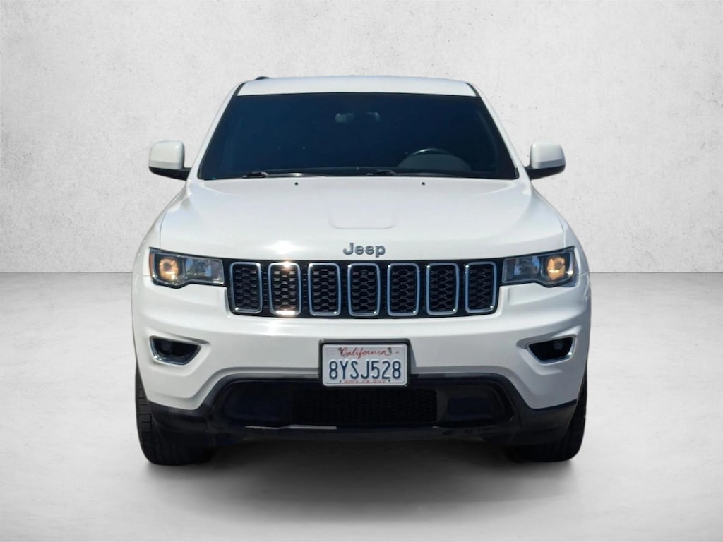 Used 2018 Jeep Grand Cherokee Laredo RWD SUV